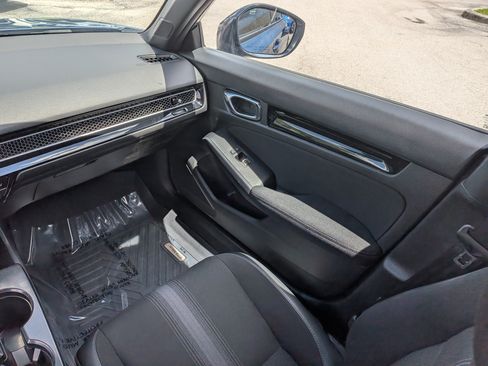 Used 2025 Honda Civic Sport Touring image 17