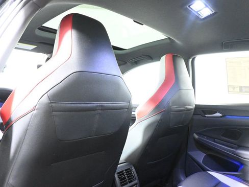 Used 2024 Volkswagen GTI Autobahn FWD image 29
