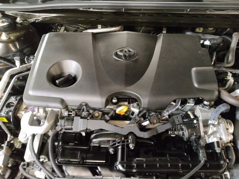 Used 2021 Toyota Camry SE image 30