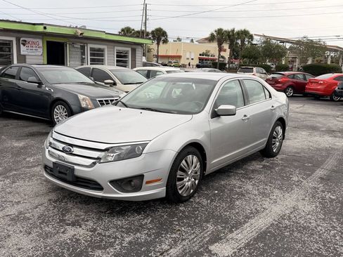Used 2010 Ford Fusion SE FWD image 8