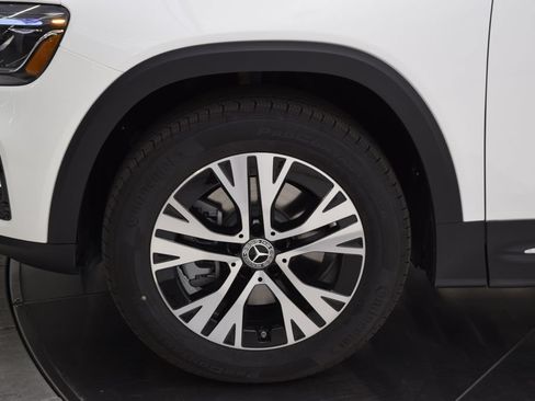 New 2026 Mercedes-Benz GLB 250 image 12