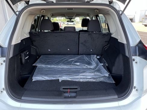 Certified 2025 Nissan Rogue S image 26