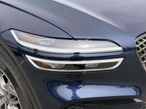 Certified 2025 Genesis GV70 2.5T AWD/4WD image 6