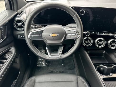 Certified 2024 Chevrolet Blazer EV LT AWD/4WD image 17
