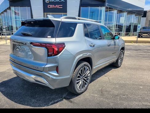 New 2026 GMC Terrain Denali w/ LPO, Black Badging Package AWD/4WD image 8