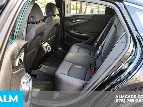 Used 2024 Chevrolet Malibu LT image 18