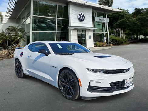 Used 2023 Chevrolet Camaro SS image 3