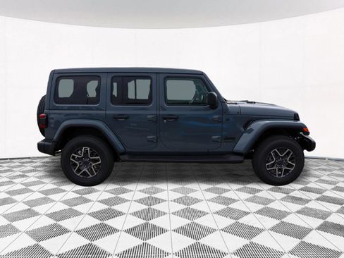 New 2026 Jeep Wrangler Unlimited Sahara AWD/4WD image 11