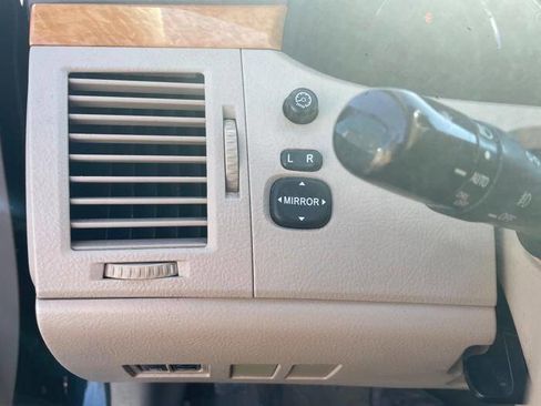 Used 2005 Toyota Avalon XL image 34