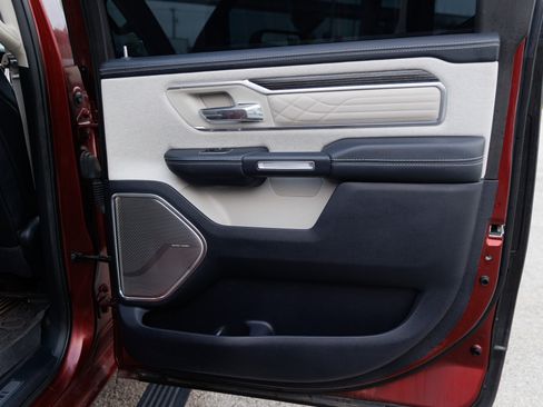 Used 2022 RAM 1500 Limited image 31