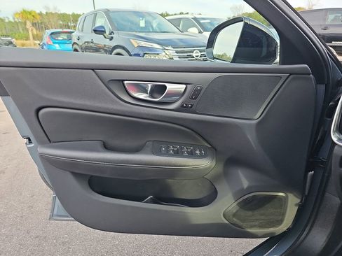 Used 2024 Volvo S60 B5 Core image 32