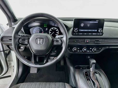 Certified 2025 Honda HR-V Sport image 19