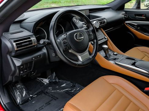 Used 2020 Lexus RC 350 w/ Premium Package RWD image 3