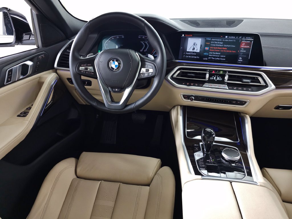 Used 2021 BMW X6 xDrive40i AWD/4WD image 19