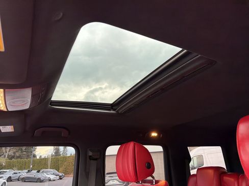 Used 2021 Mercedes-Benz G 550 image 14
