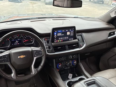 Used 2021 Chevrolet Suburban LT image 9