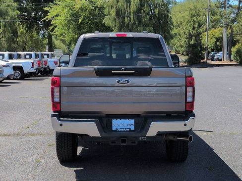 Used 2022 Ford F250 Lariat w/ Lariat Ultimate Package AWD/4WD image 4