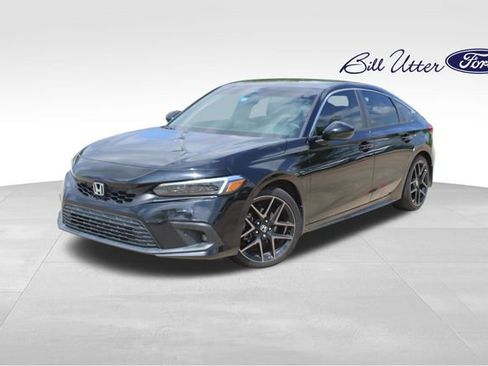 Used 2022 Honda Civic Sport Touring image 1