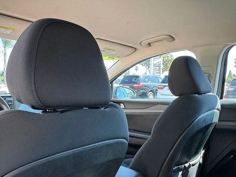 Used 2023 Kia K5 LXS image 18