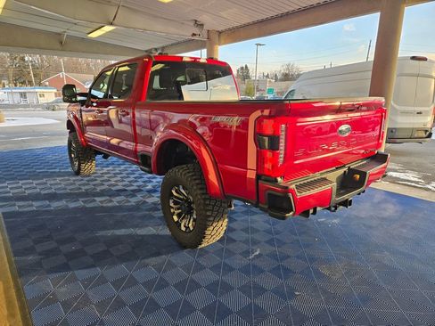 Used 2024 Ford F250 Lariat w/ Lariat Ultimate Package image 3