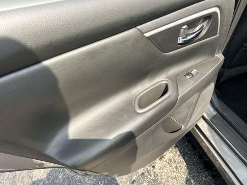 Used 2017 Nissan Altima 3.5 SL FWD image 21