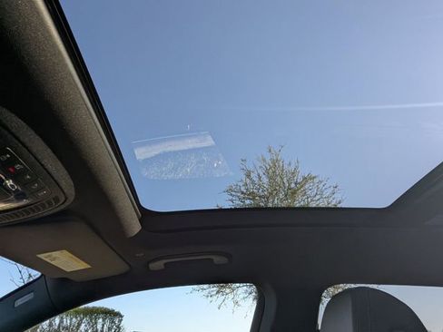 Used 2025 Mercedes-Benz GLS 450 4MATIC image 19