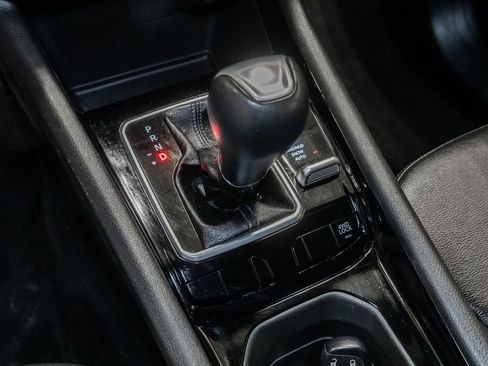 Certified 2025 Jeep Compass Limited AWD/4WD image 22