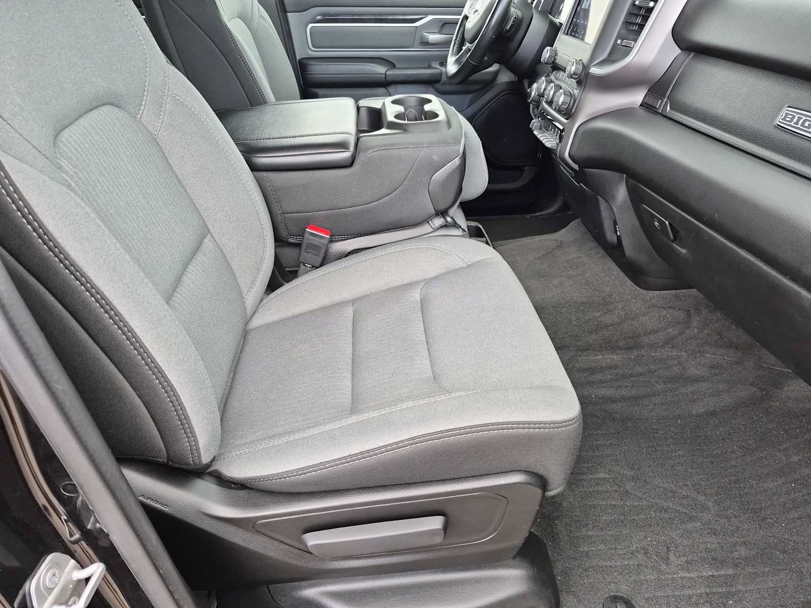 Used 2020 RAM 1500 Big Horn AWD/4WD image 23