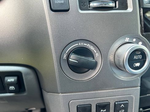 Used 2015 Toyota Sequoia Platinum image 24