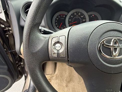 Used 2012 Toyota RAV4 4WD image 27