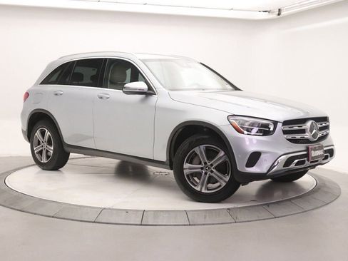 Certified 2022 Mercedes-Benz GLC 300 image 32