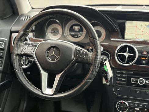 Used 2015 Mercedes-Benz GLK 350 4MATIC image 23