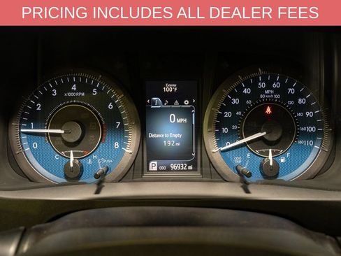 Used 2017 Toyota Sienna XLE FWD image 17