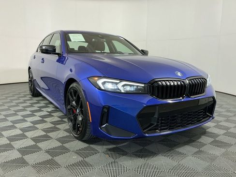 Certified 2025 BMW 330i Sedan w/ M Sport Package RWD image 4