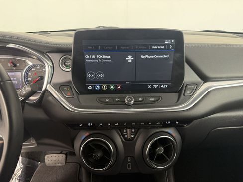 Used 2023 Chevrolet Blazer LT FWD image 18