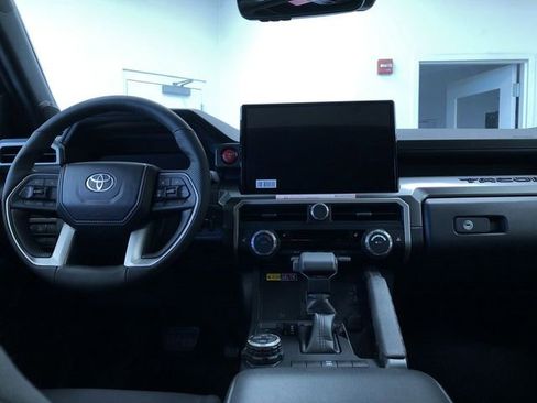 New 2026 Toyota Tacoma TRD Off-Road AWD/4WD image 11