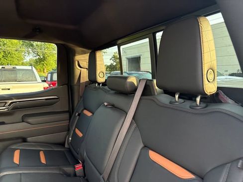 Used 2023 GMC Sierra 1500 AT4 w/ AT4 Preferred Package AWD/4WD image 20