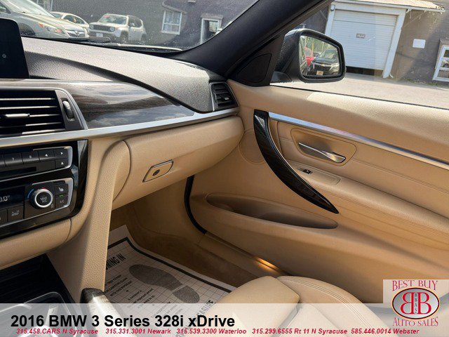 Used 2016 BMW 328i xDrive Sedan AWD/4WD image 11
