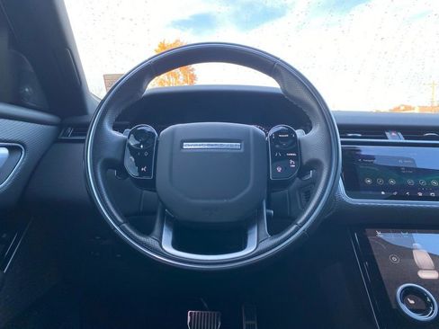 Used 2020 Land Rover Range Rover Velar R-Dynamic S image 11