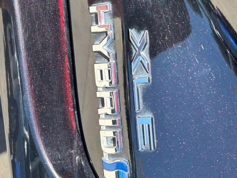 Used 2022 Toyota Avalon XLE FWD image 12
