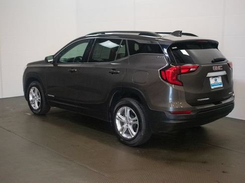 Used 2020 GMC Terrain SLE w/ Driver Convenience Package AWD/4WD image 6