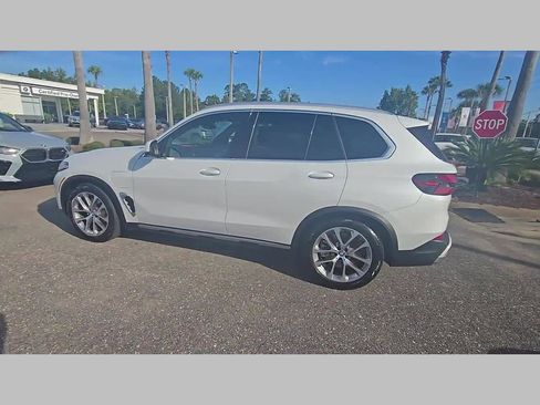 Certified 2025 BMW X5 xDrive50e w/ Premium Package image 29