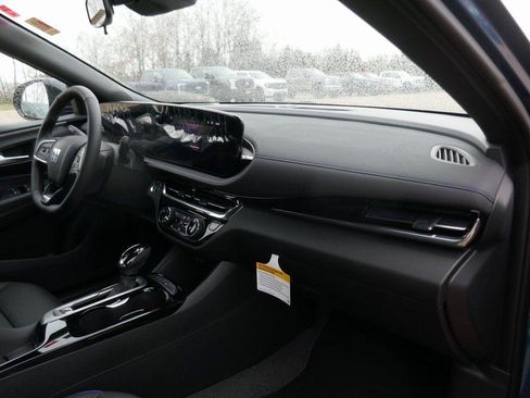 New 2026 Buick Envista Sport Touring w/ Convenience I Package FWD image 10