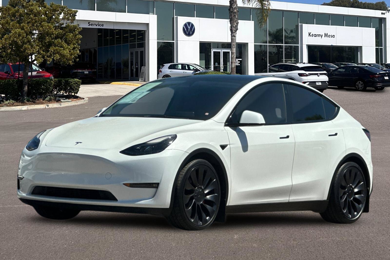 Used 2023 Tesla Model Y Performance AWD/4WD image 8