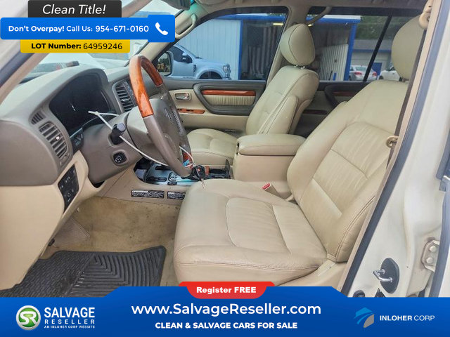 Used 2007 Lexus LX 470 4WD w/ Preferred Accessory Pkg image 9