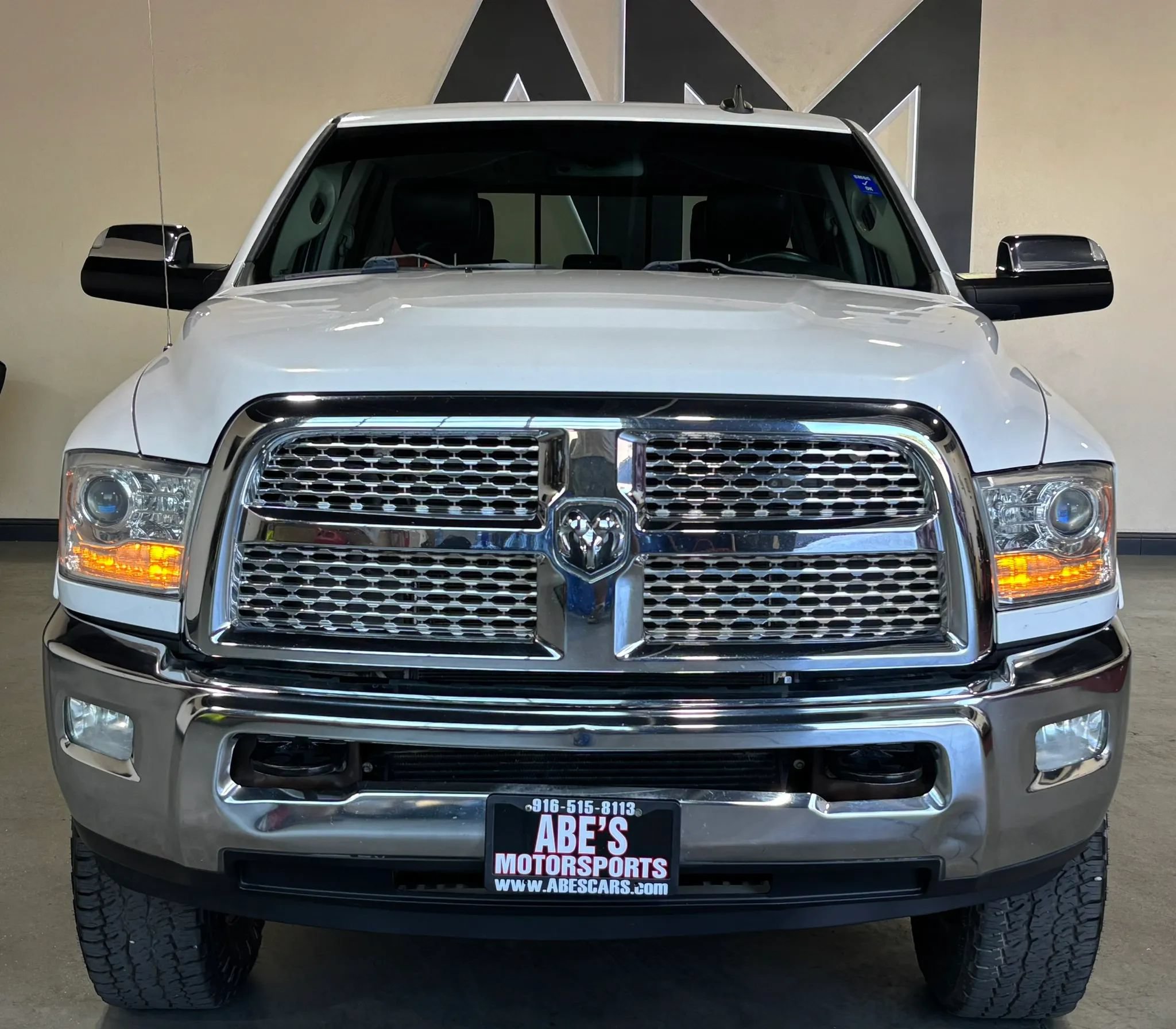 Used 2014 RAM 2500 Laramie AWD/4WD image 3