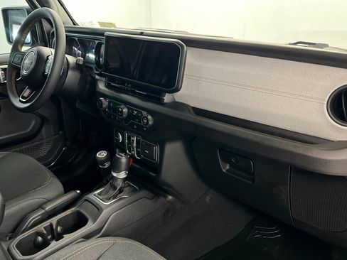 Certified 2024 Jeep Wrangler Sport S image 23