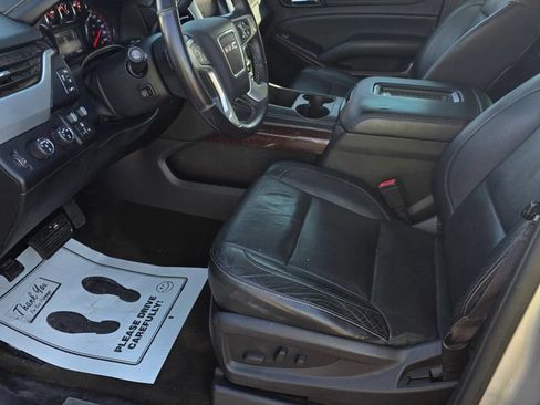Used 2015 GMC Yukon XL SLT AWD/4WD image 12