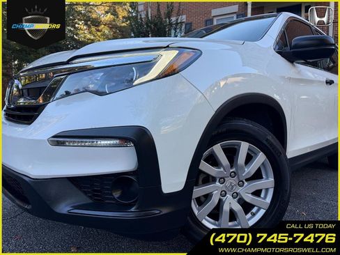 Used 2019 Honda Pilot LX image 2