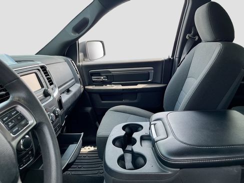 Used 2022 RAM 1500 Warlock AWD/4WD image 23